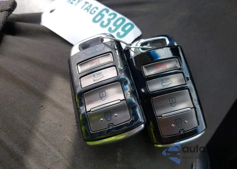 2017 Kia Cadenza Technology z USA, uszkodzony, nr VIN KNALC4J16H5072156